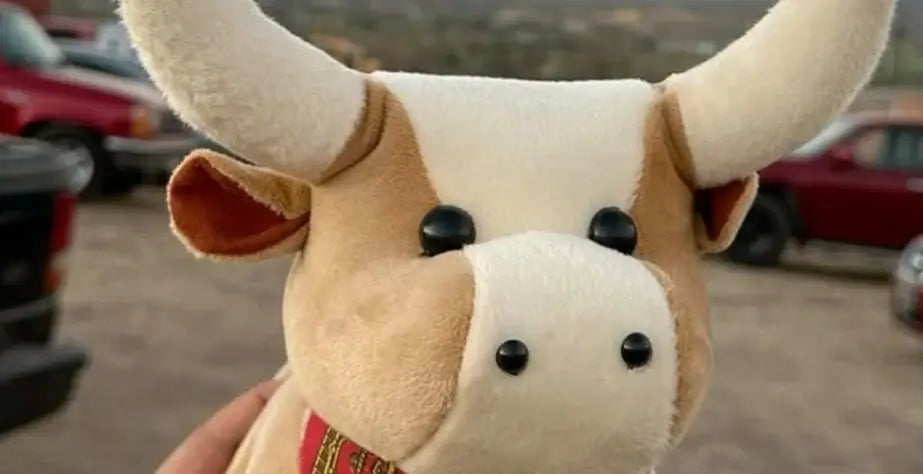 Guía para diseñar un peluche toro: Tradición española transformada en arte artesanal